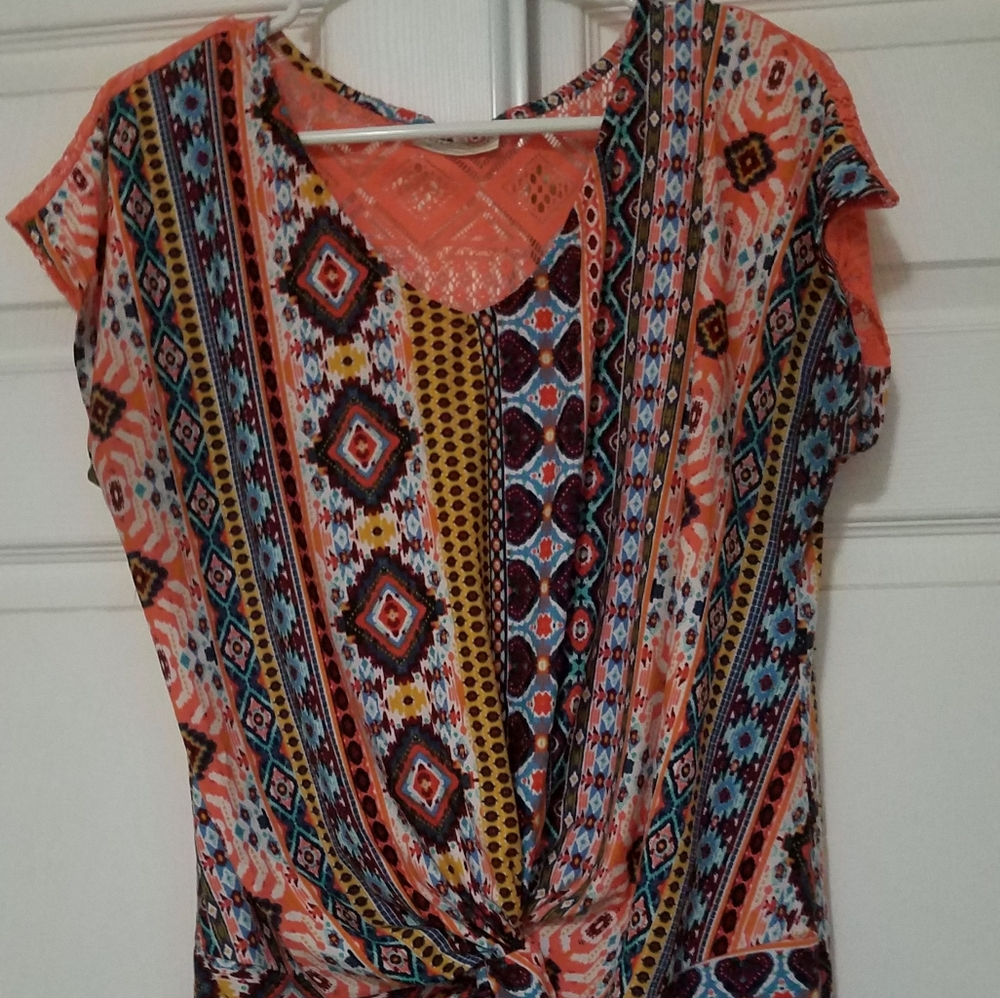 XL multi color top